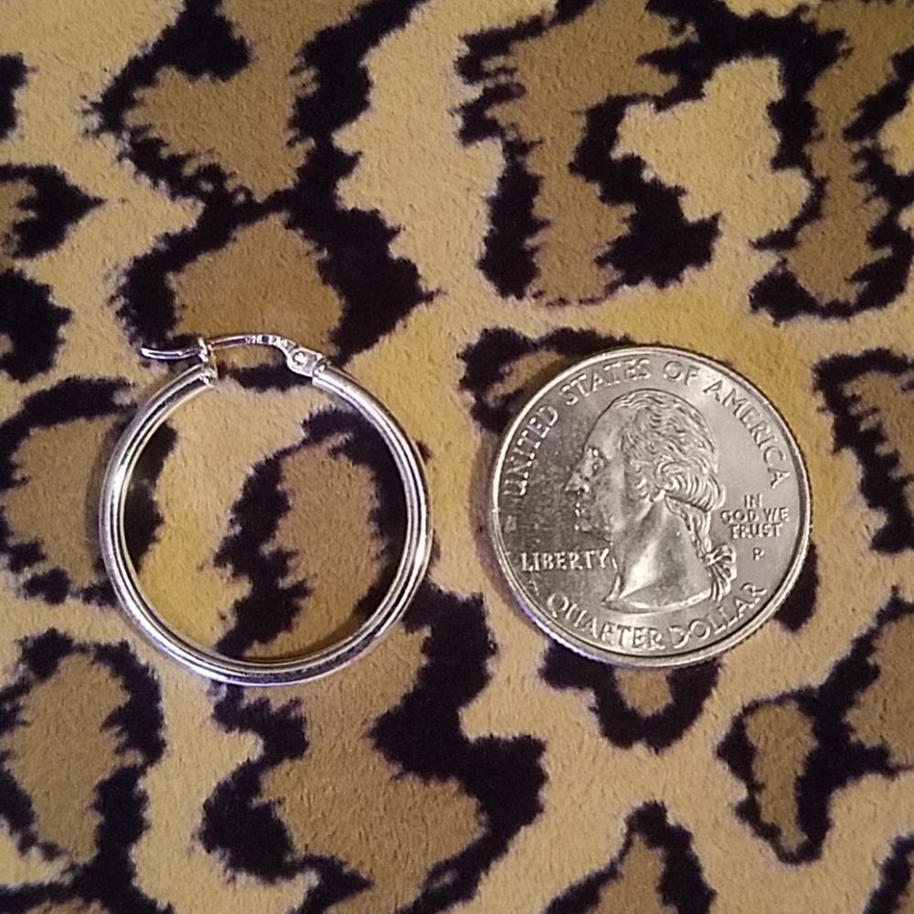 Single sterling silver hoop